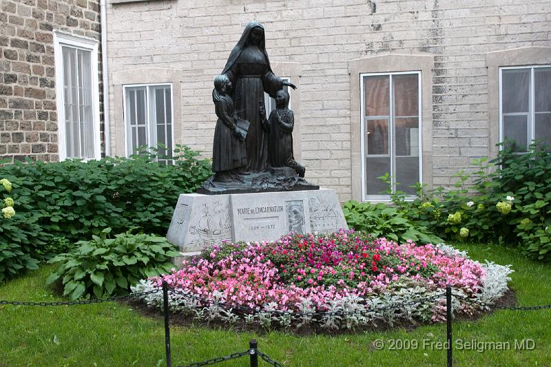 20090828_071546 D300.jpg - Order of Ursilines Nuns founded by Marie  L'Incarnation; a very religious order